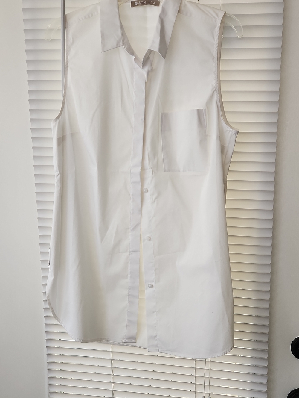 Athleta White Sleeveless Button-Down Shirt